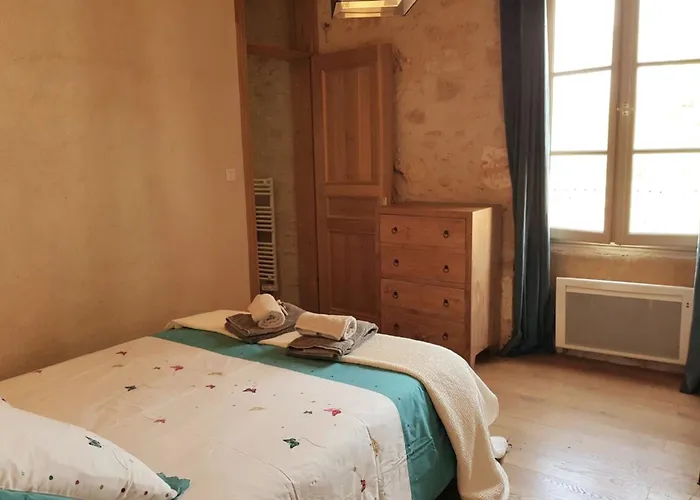 Situation Ideale Lumineux Terrasse Monpazier